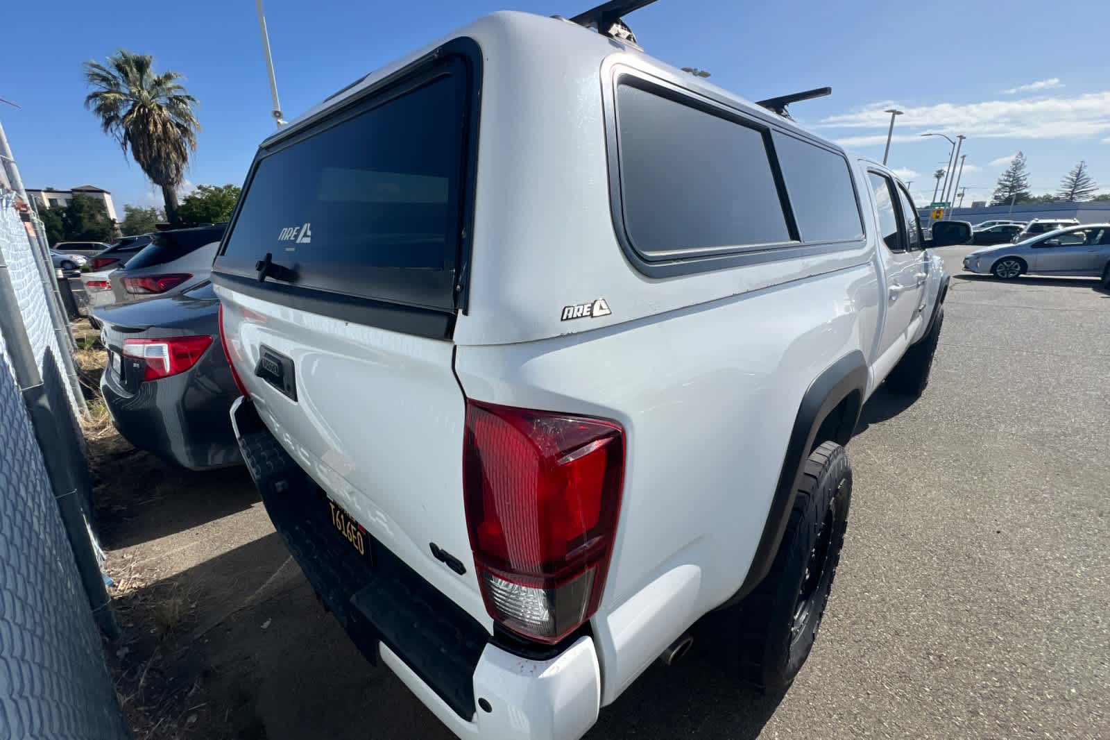 Thumbnail: 2019 Toyota Tacoma - 4