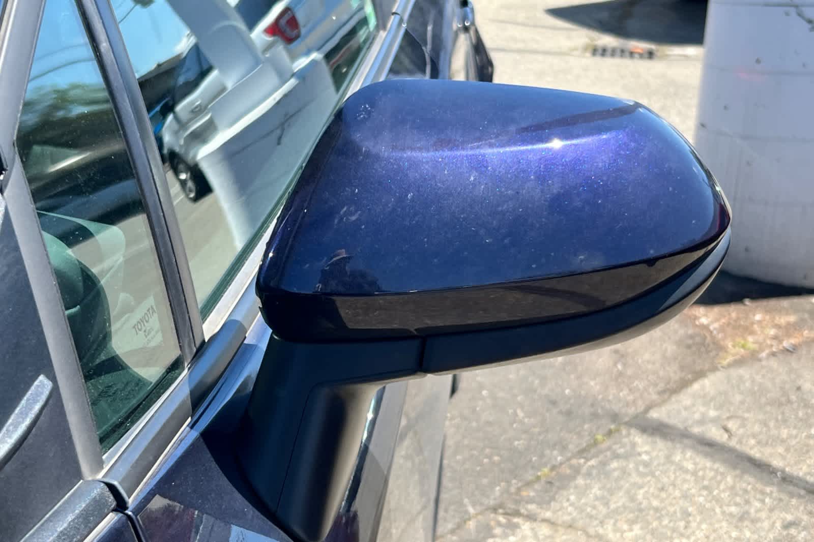 Thumbnail: 2023 Toyota Corolla - 9