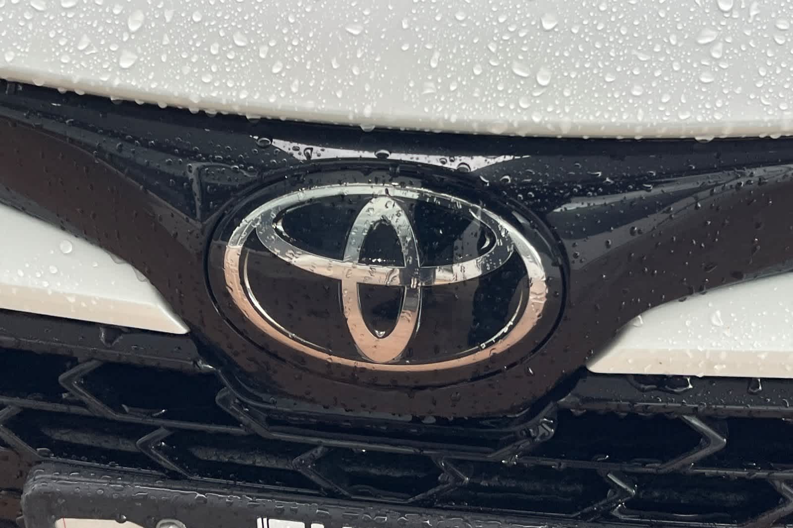 Thumbnail: 2024 Toyota Corolla - 9