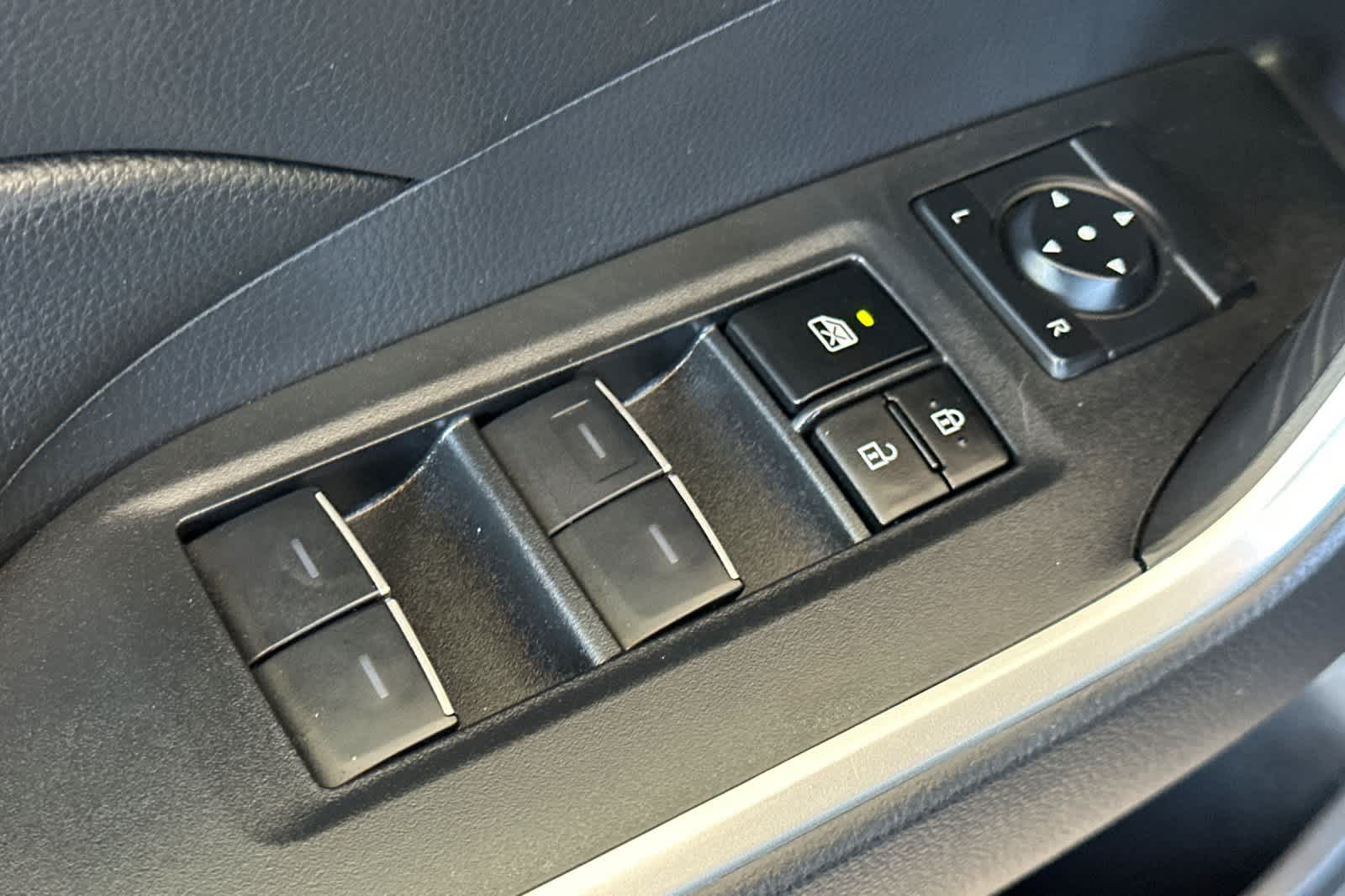 Thumbnail: 2023 Toyota RAV4 - 13