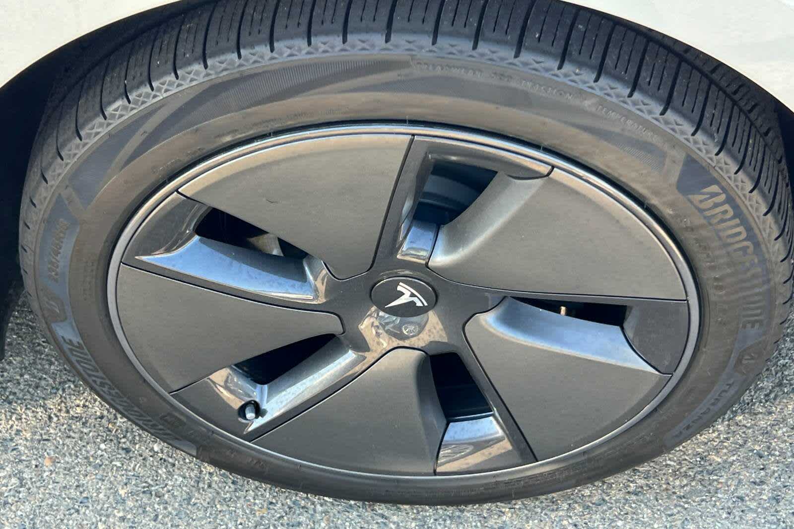 Thumbnail: 2022 Tesla Model 3 - 18