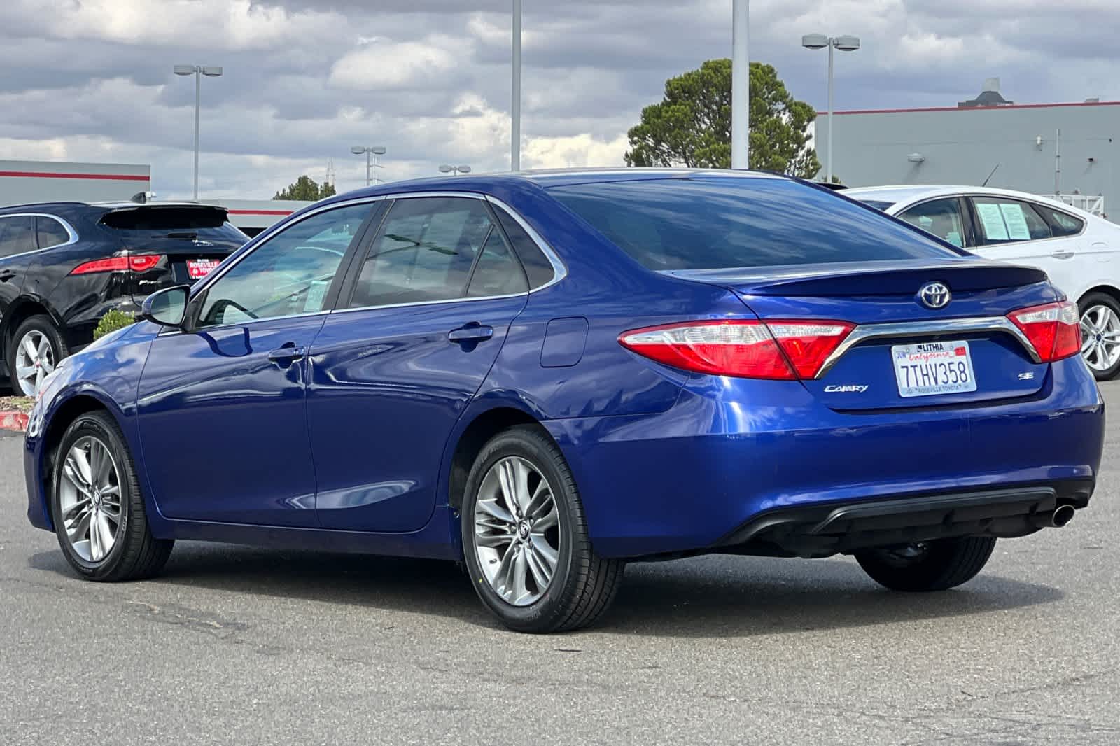 Thumbnail: 2015 Toyota Camry - 7