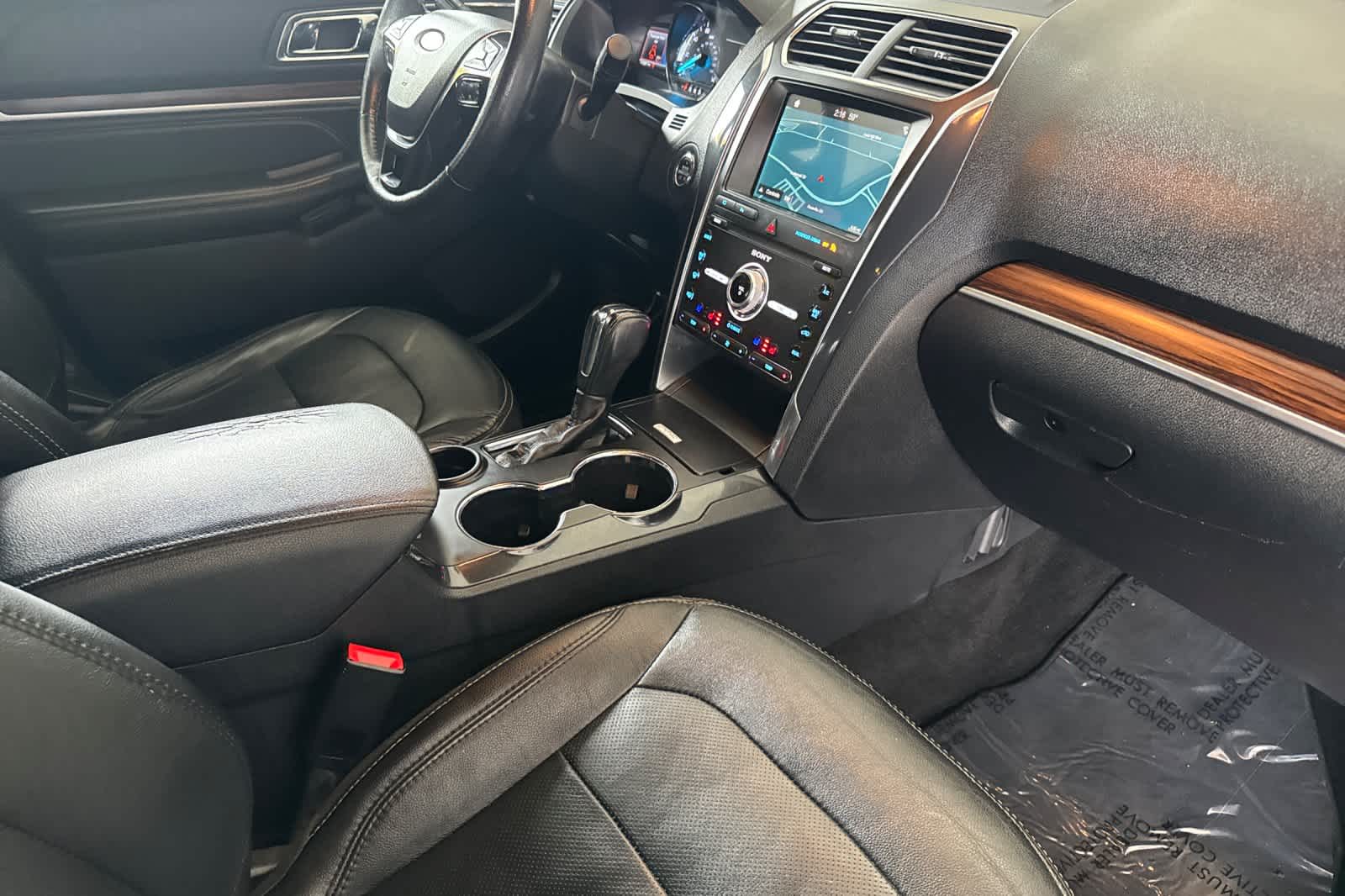 Thumbnail: 2019 Ford Explorer - 16