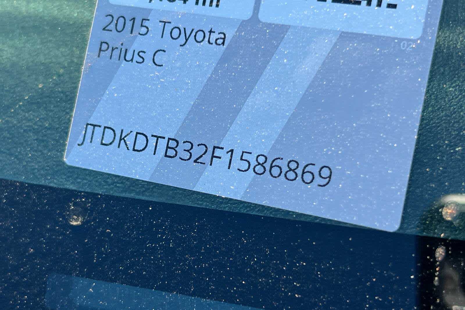 Thumbnail: 2015 Toyota Prius c - 23