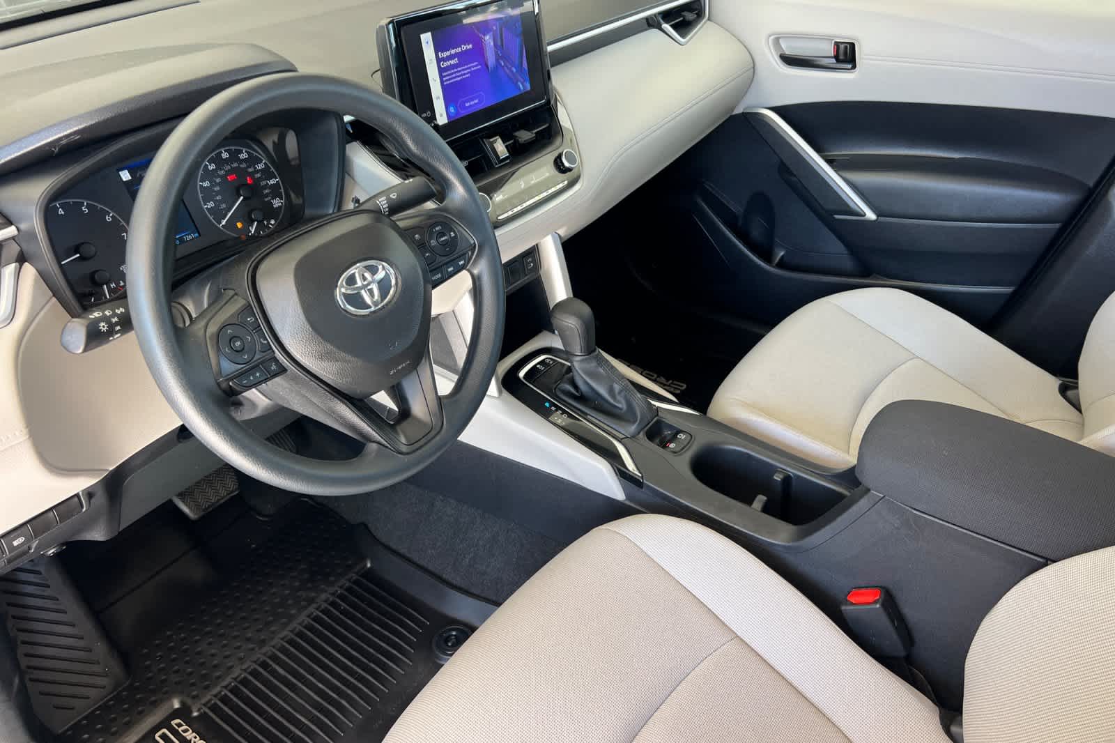 Thumbnail: 2024 Toyota Corolla Cross - 11