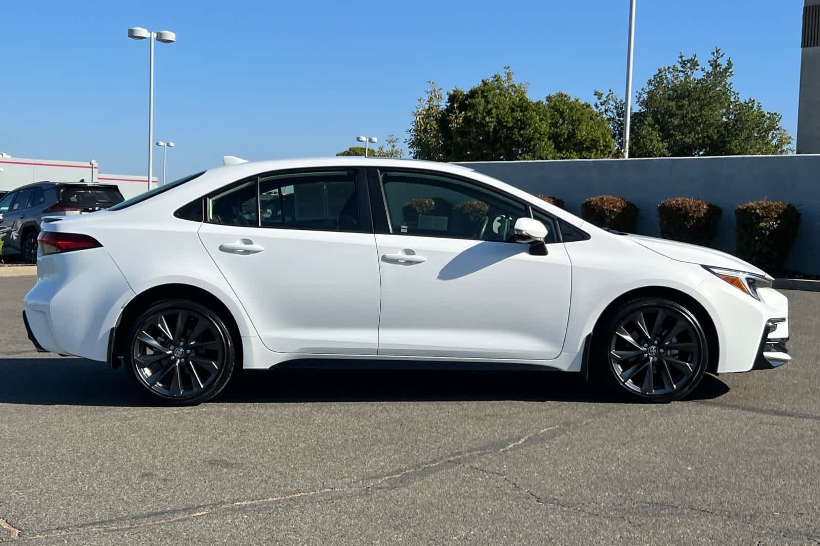 Thumbnail: 2024 Toyota Corolla - 6