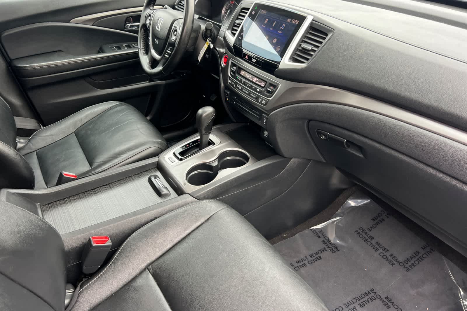 Thumbnail: 2016 Honda Pilot - 18