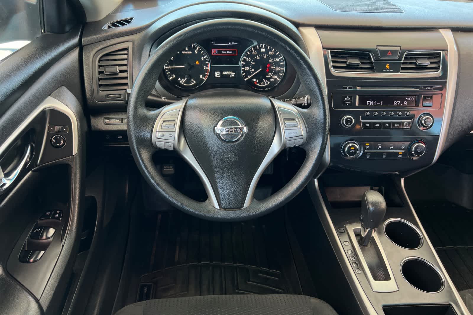 Thumbnail: 2015 Nissan Altima - 14