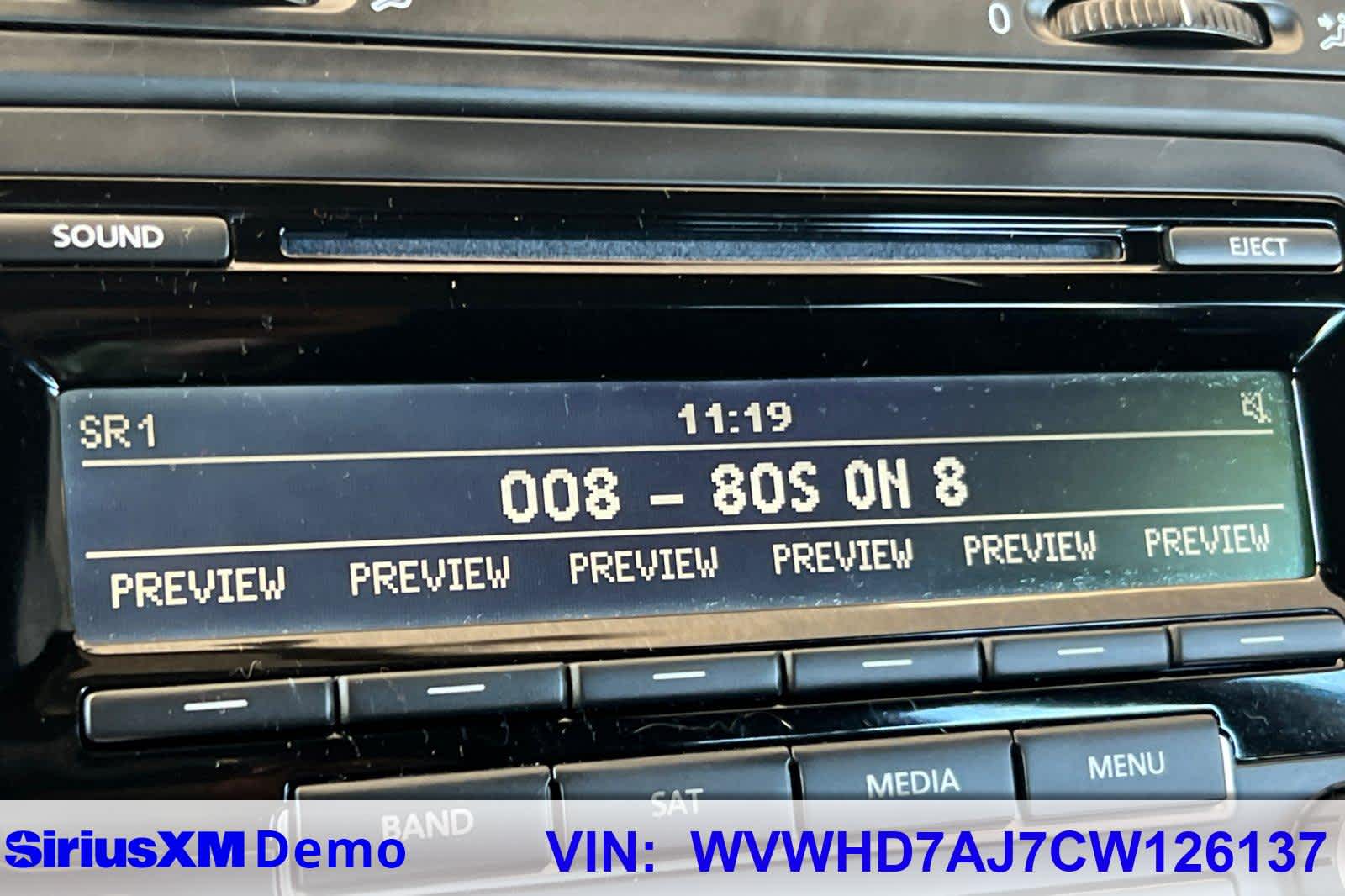 Thumbnail: 2012 Volkswagen Golf - 30