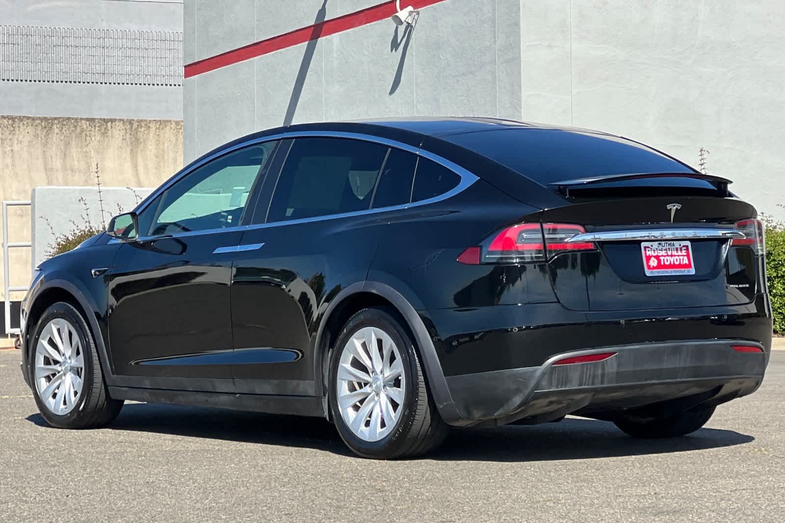Thumbnail: 2019 Tesla Model X - 7