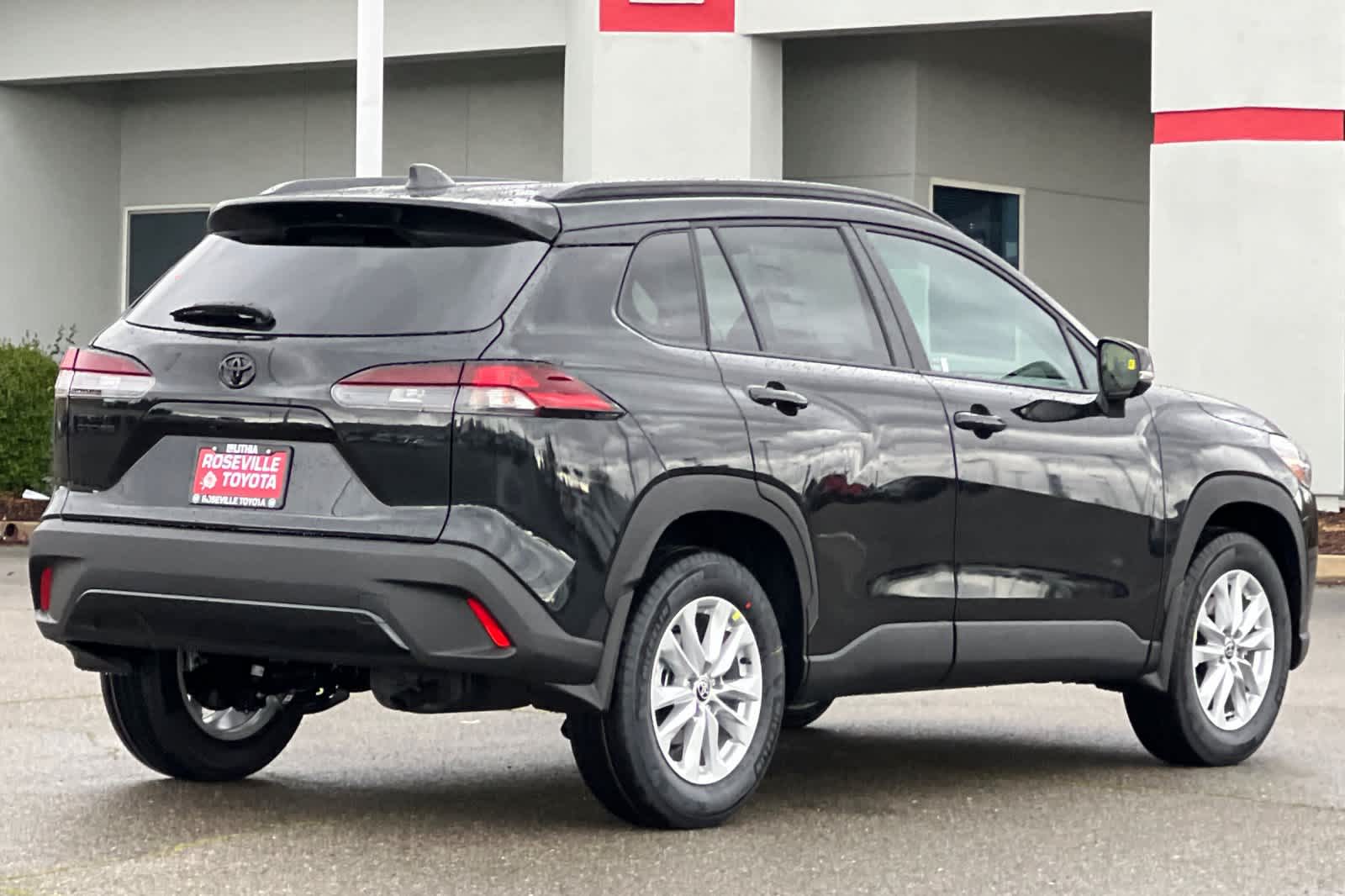 Thumbnail: 2026 Toyota Corolla Cross - 3