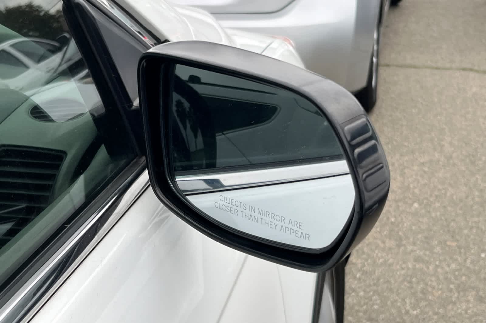 Thumbnail: 2011 Honda CR-V - 13