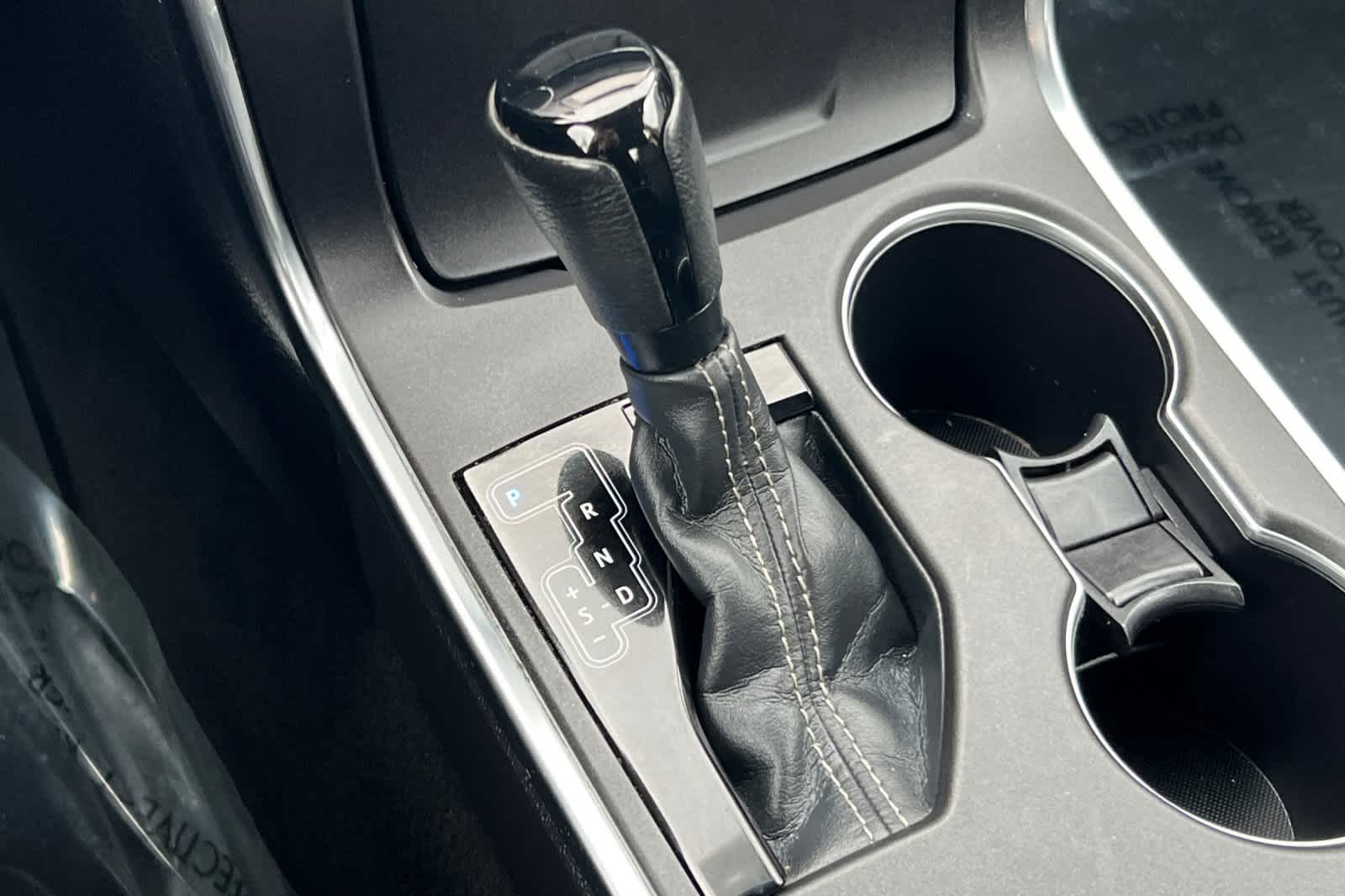 Thumbnail: 2016 Toyota Camry - 23