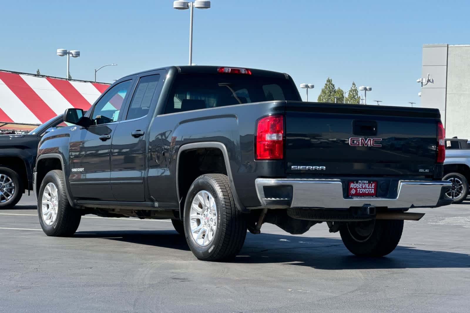 2017 GMC Sierra 1500 SLE 7