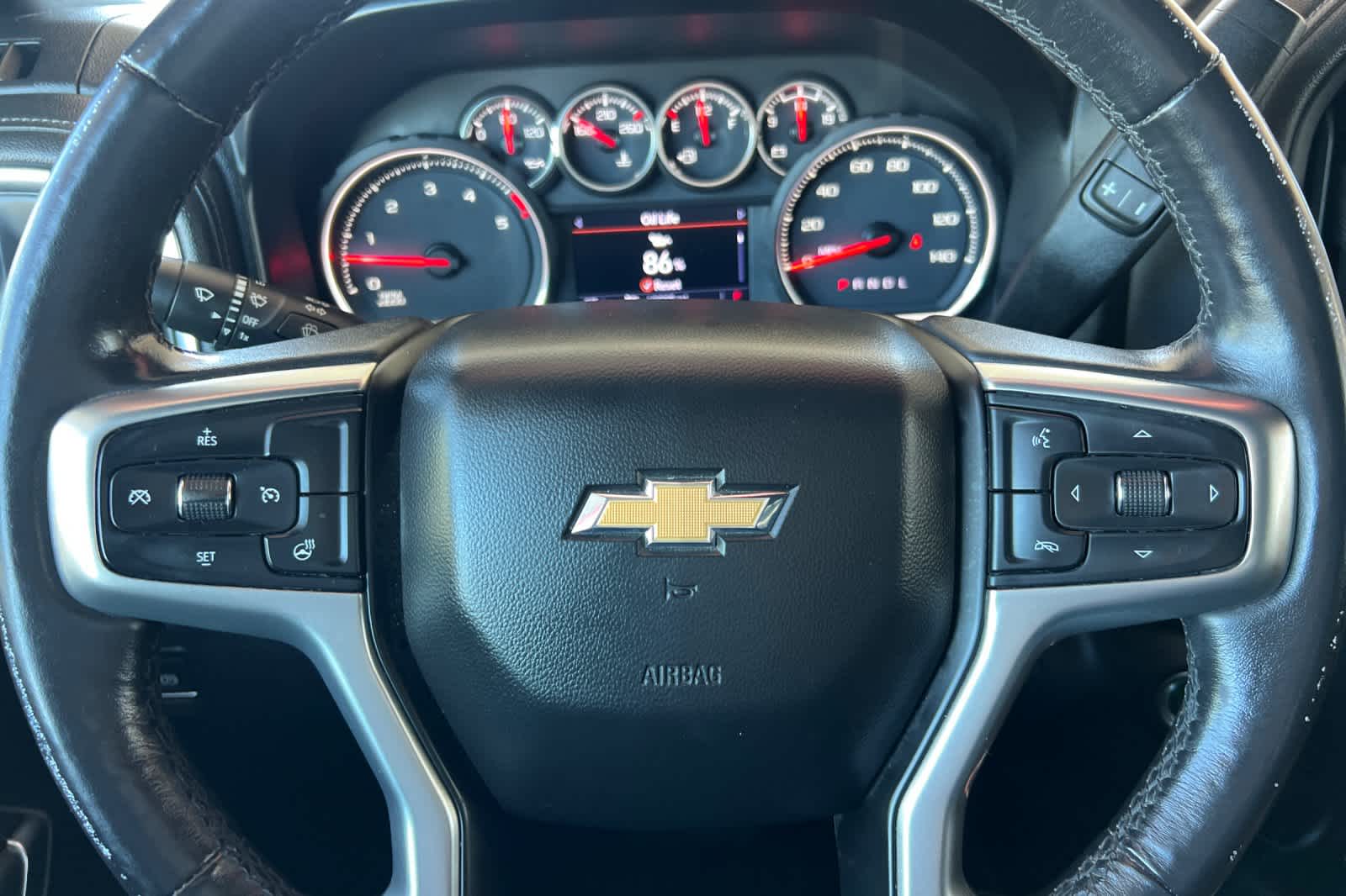 Thumbnail: 2020 Chevrolet Silverado 2500 - 25