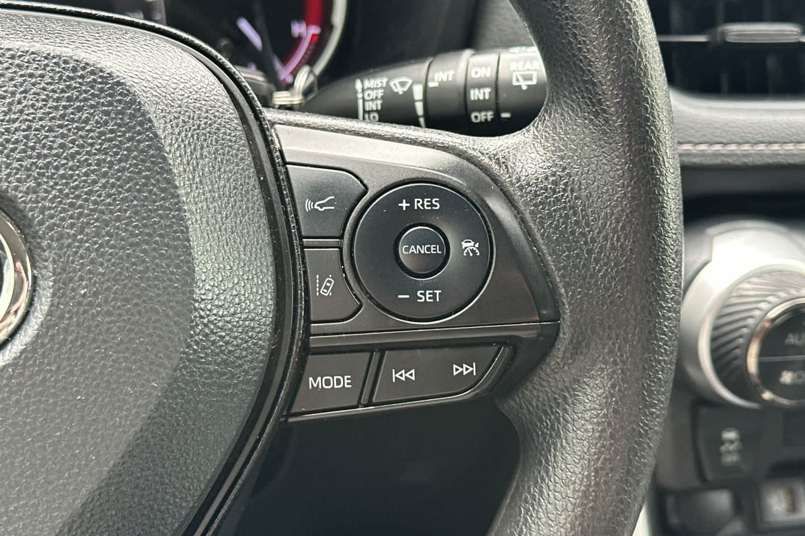 Thumbnail: 2024 Toyota RAV4 - 27