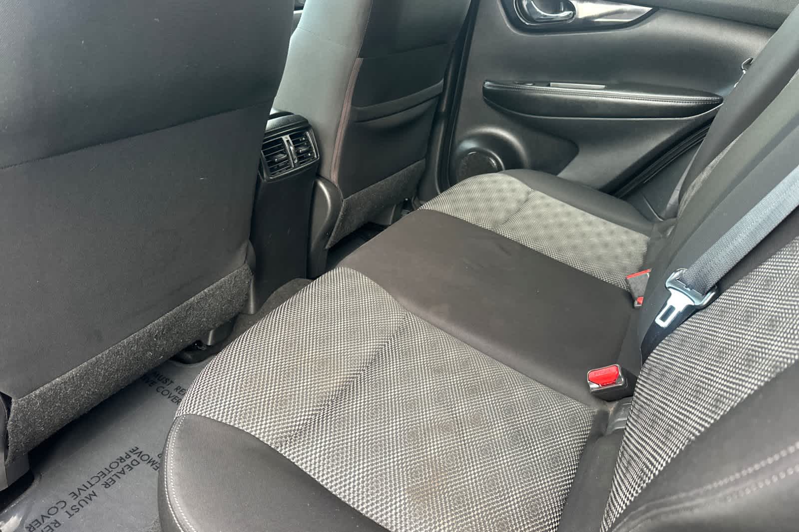 Thumbnail: 2018 Nissan Rogue Sport - 4