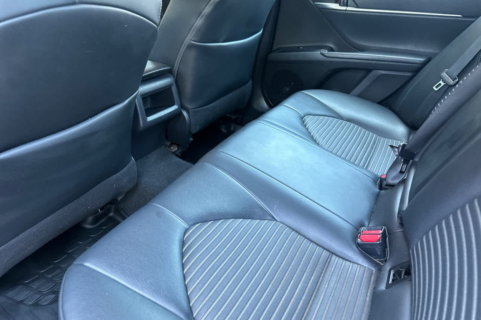 Thumbnail: 2020 Toyota Camry - 4