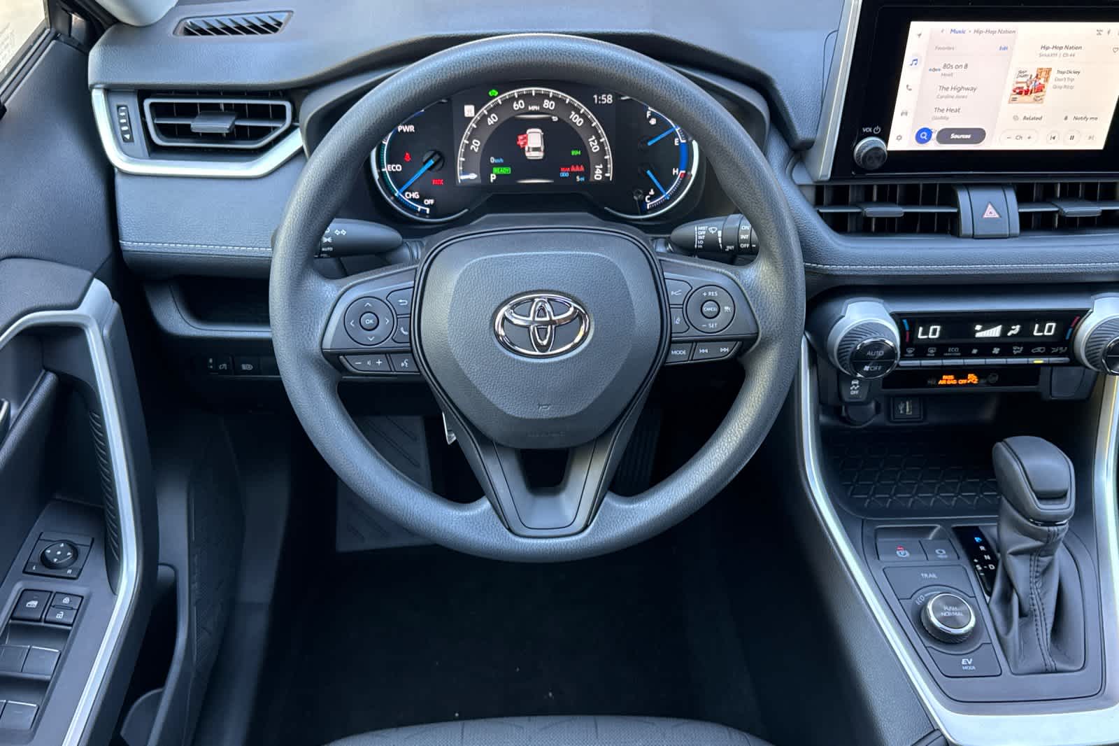 Thumbnail: 2025 Toyota RAV4 - 15