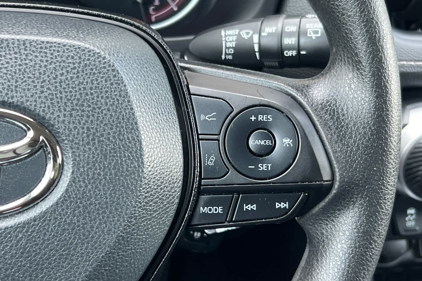 Thumbnail: 2024 Toyota RAV4 - 27