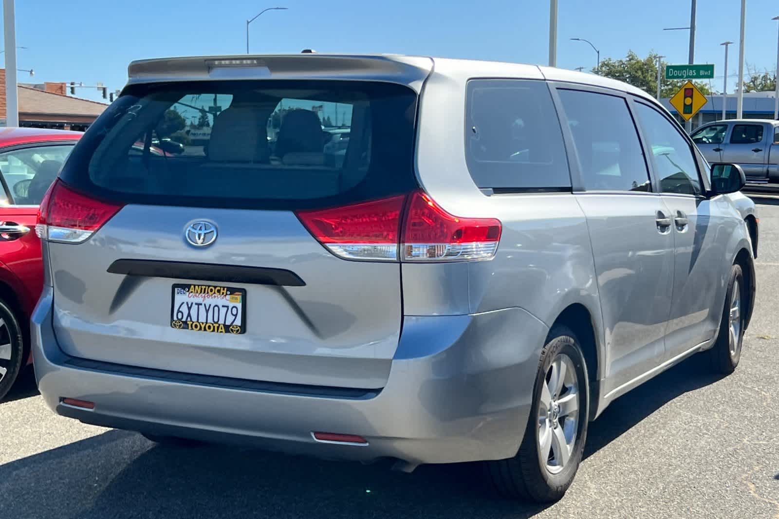 Thumbnail: 2013 Toyota Sienna - 2