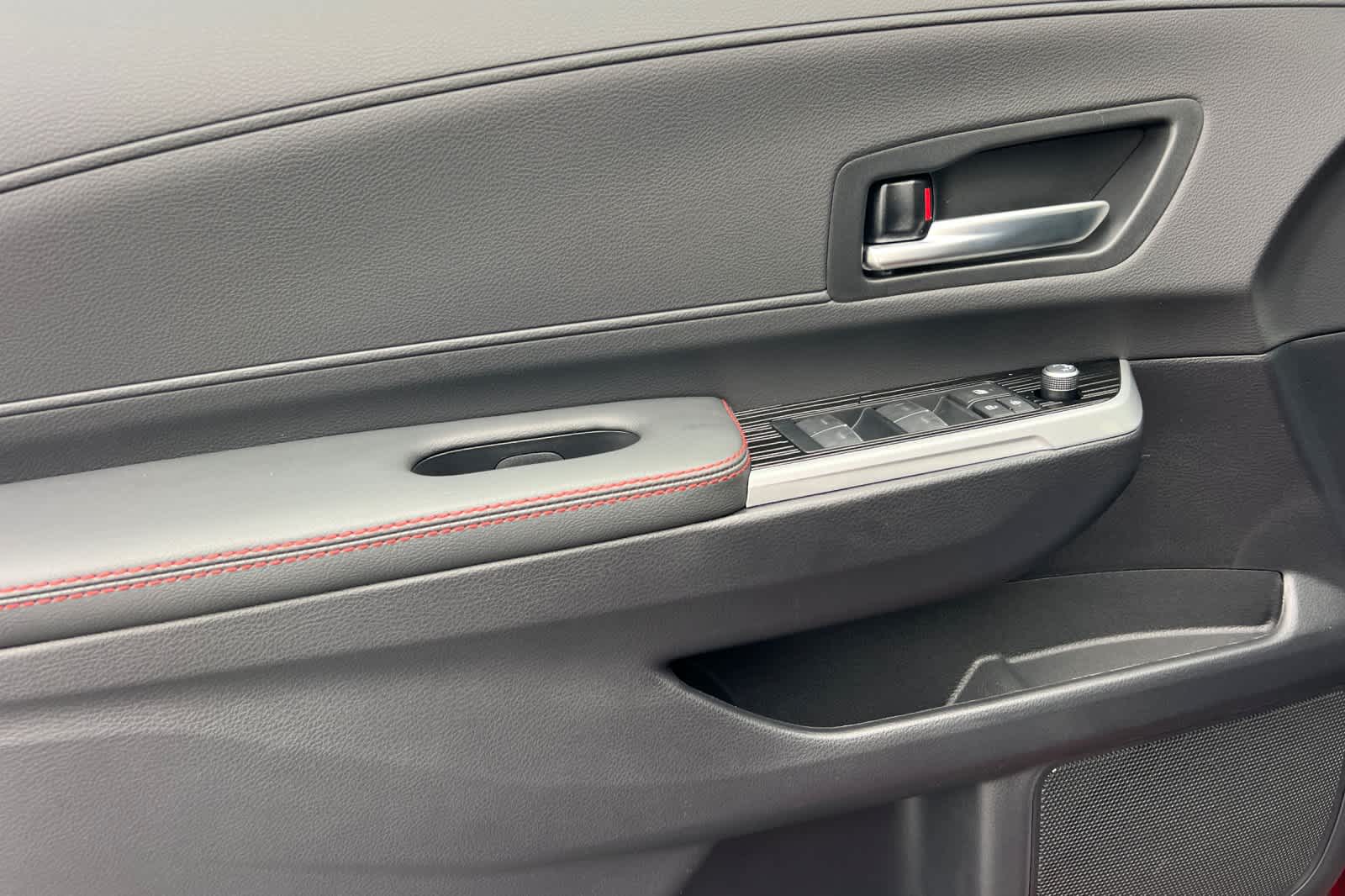 Thumbnail: 2026 Toyota Sienna - 12