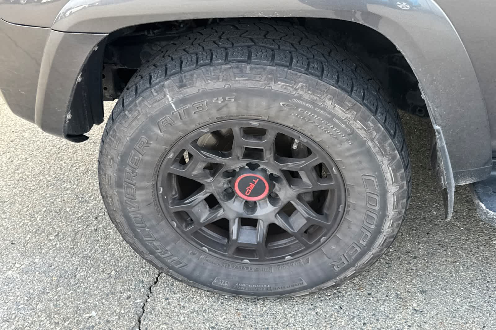 Thumbnail: 2015 Toyota 4Runner - 20