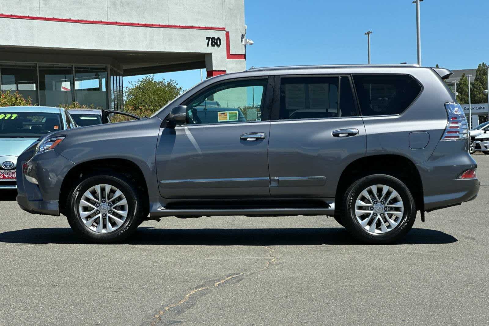 Thumbnail: 2018 Lexus GX - 9