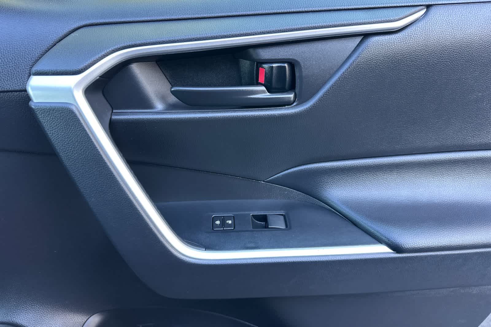 Thumbnail: 2024 Toyota RAV4 - 19