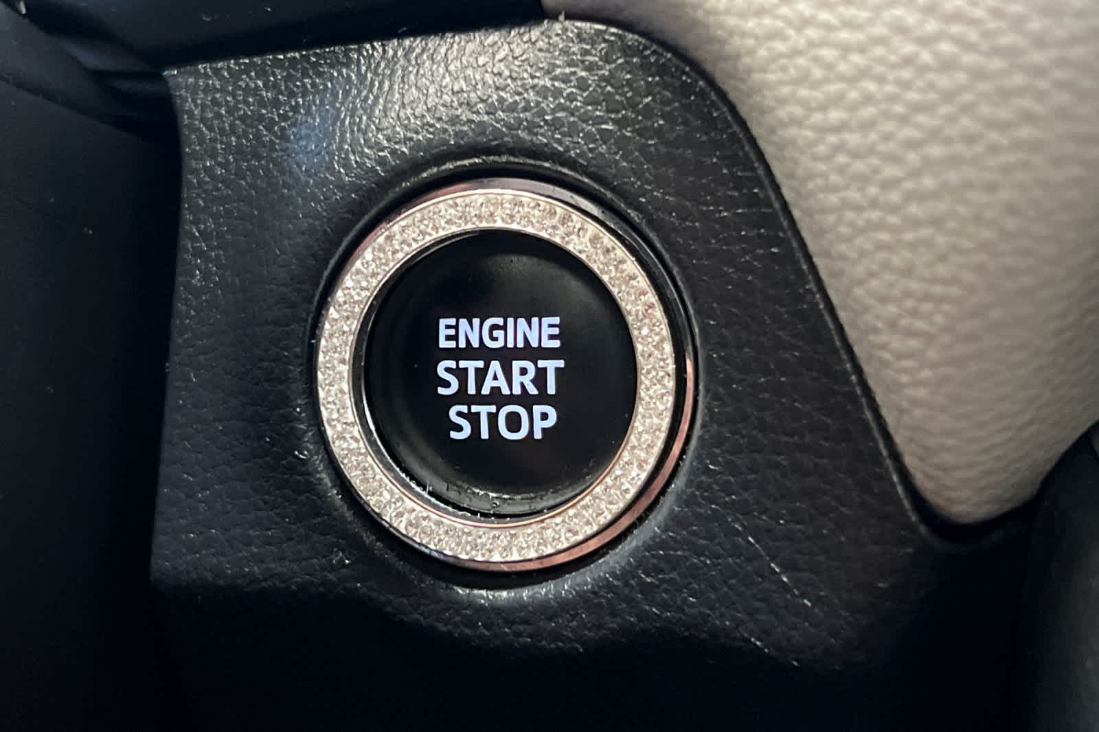 Thumbnail: 2024 Toyota RAV4 - 24