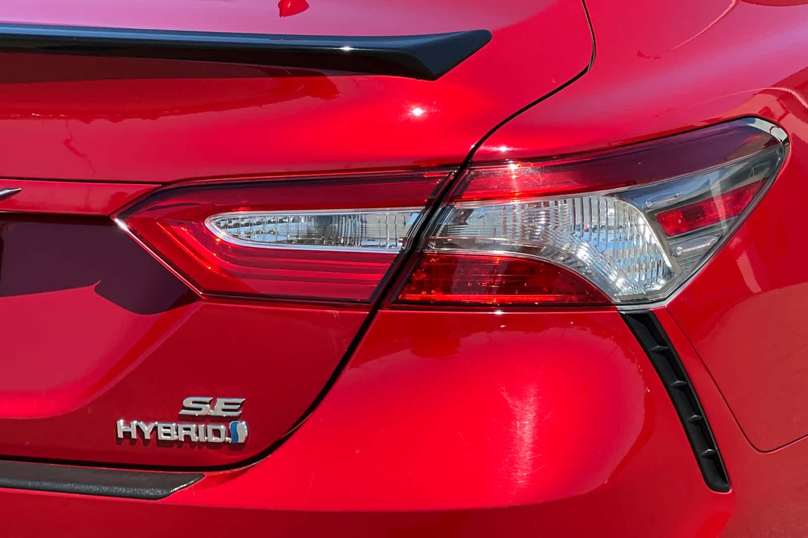 Thumbnail: 2019 Toyota Camry - 30