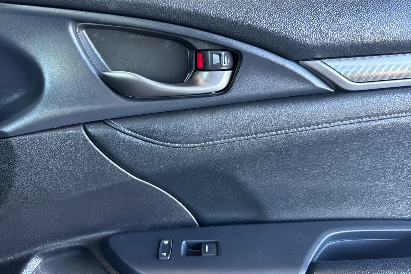 Thumbnail: 2019 Honda Civic - 18