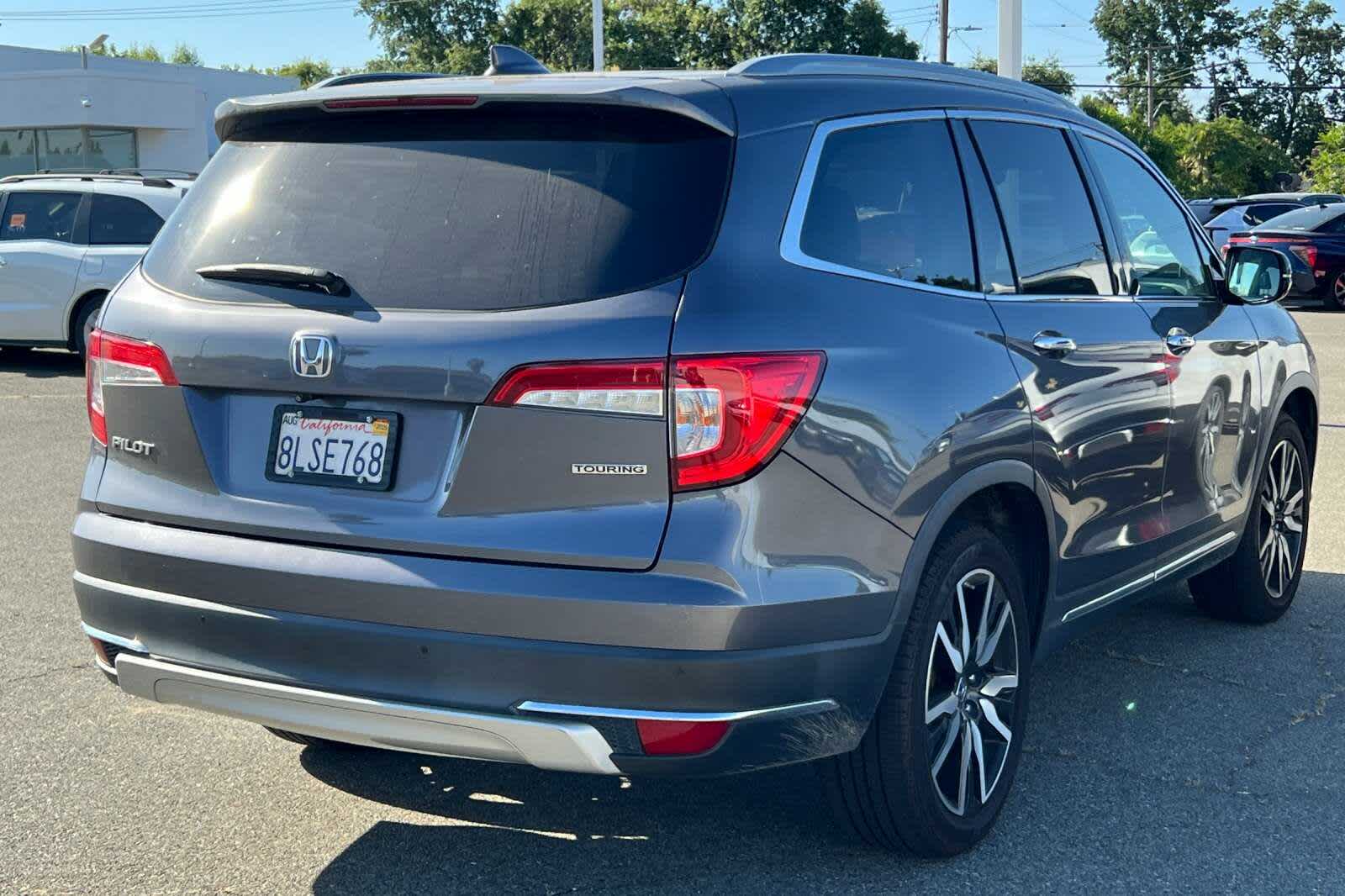 2019 Honda Pilot Touring 16