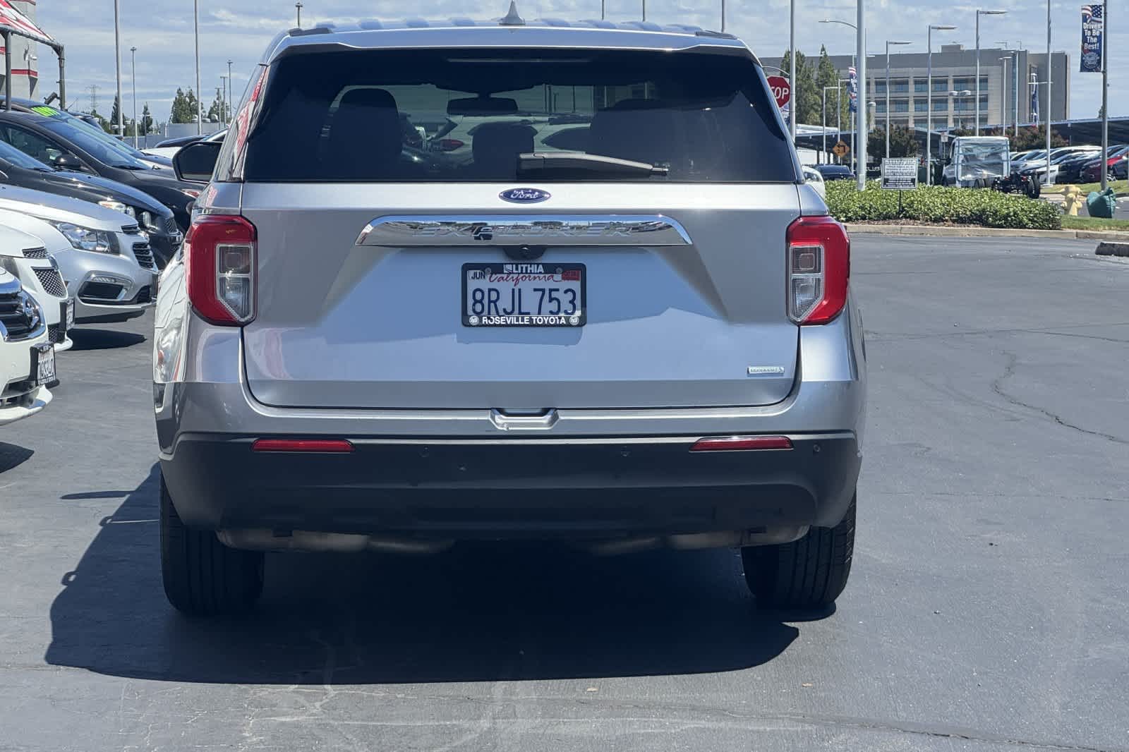Thumbnail: 2020 Ford Explorer - 8