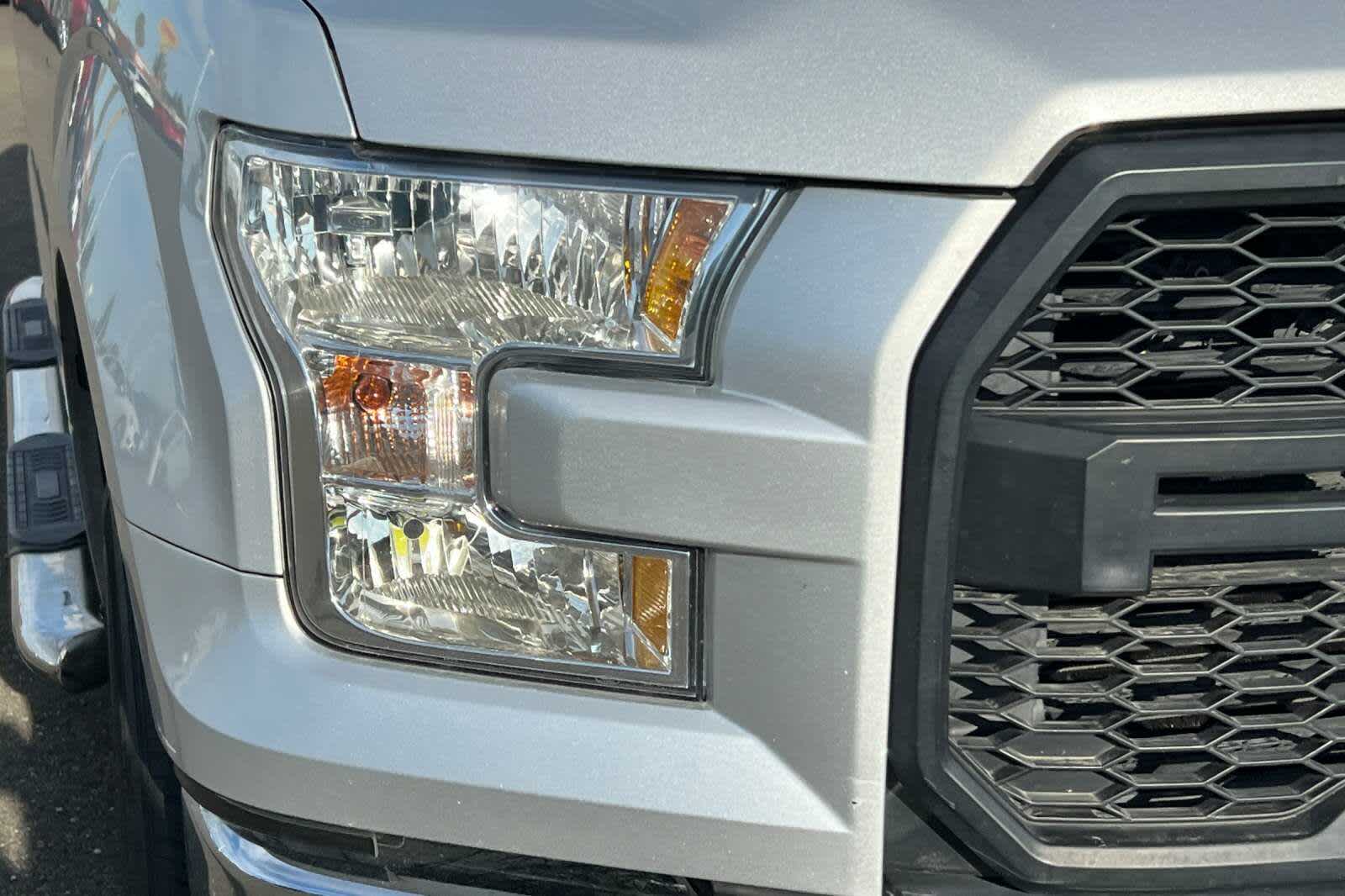 Thumbnail: 2017 Ford F-150 - 8