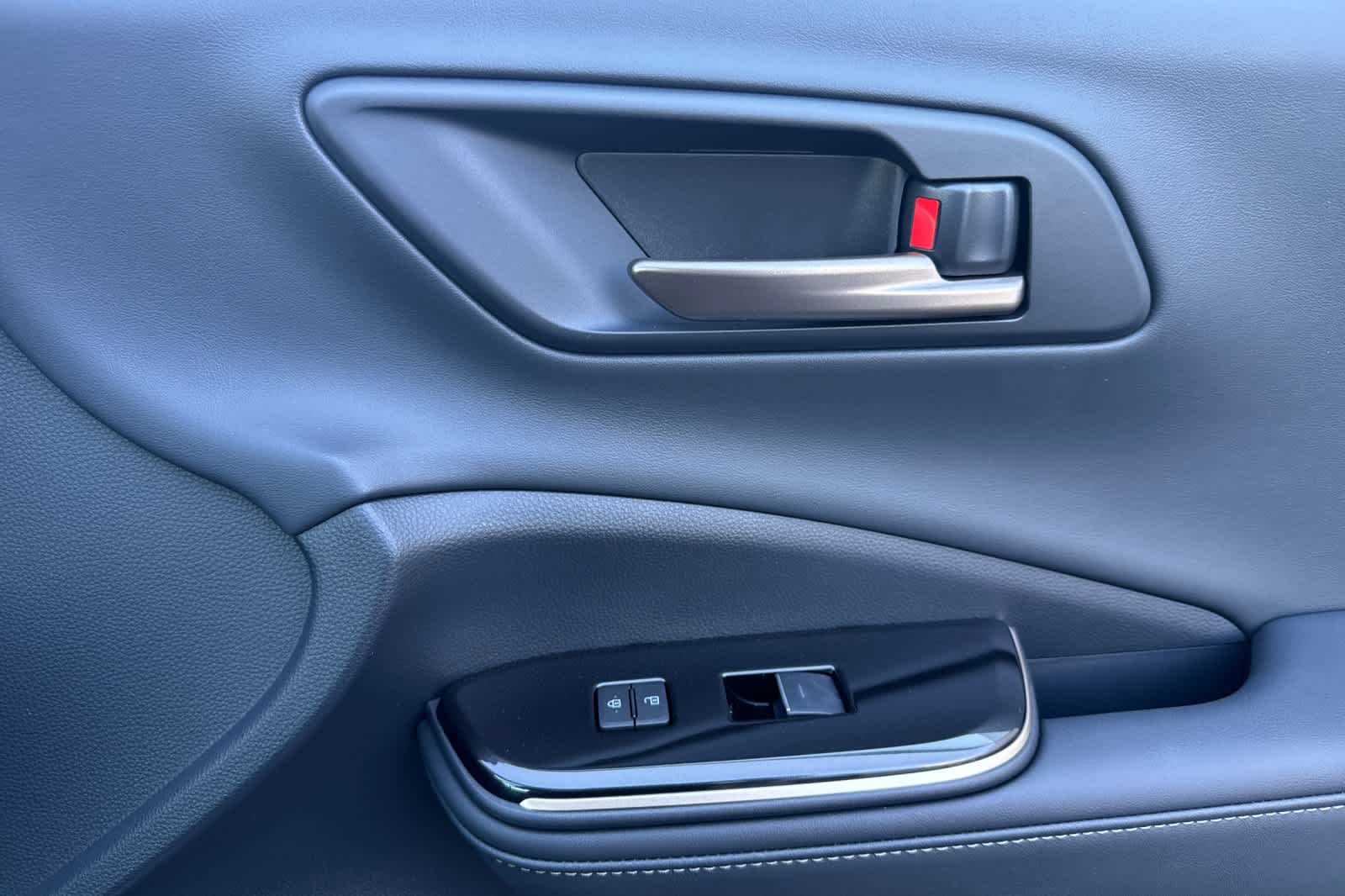 Thumbnail: 2025 Toyota Crown Signia - 18