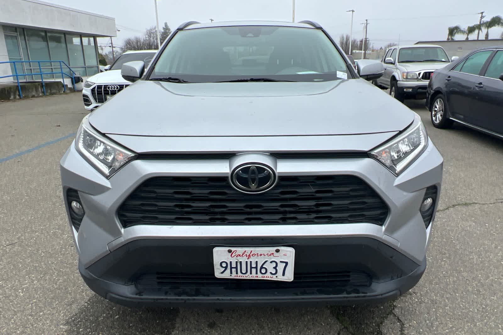 Thumbnail: 2019 Toyota RAV4 - 6