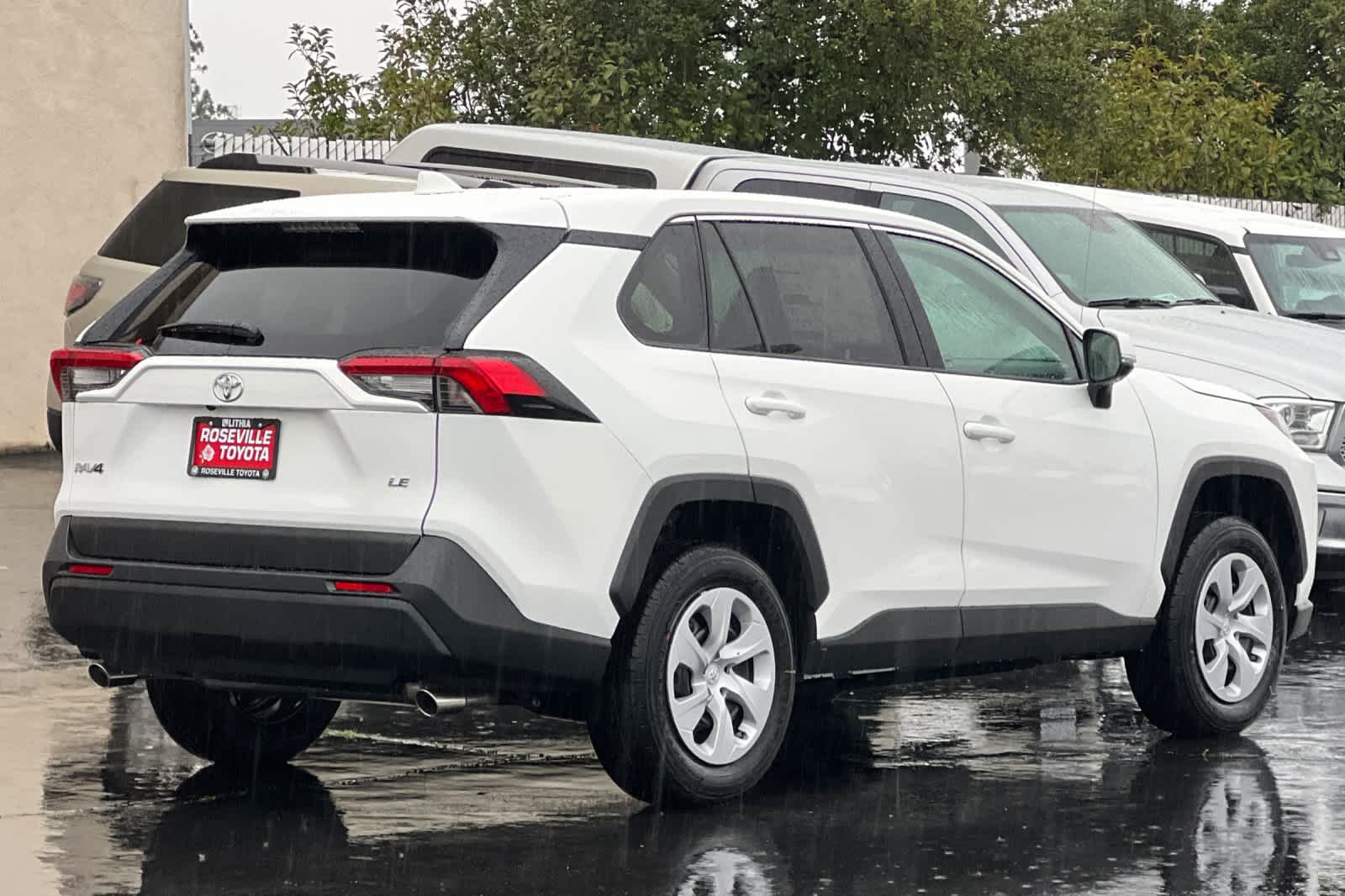 Thumbnail: 2025 Toyota RAV4 - 2