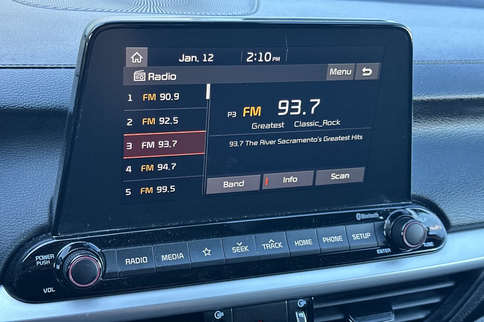 Thumbnail: 2020 Kia Forte - 18