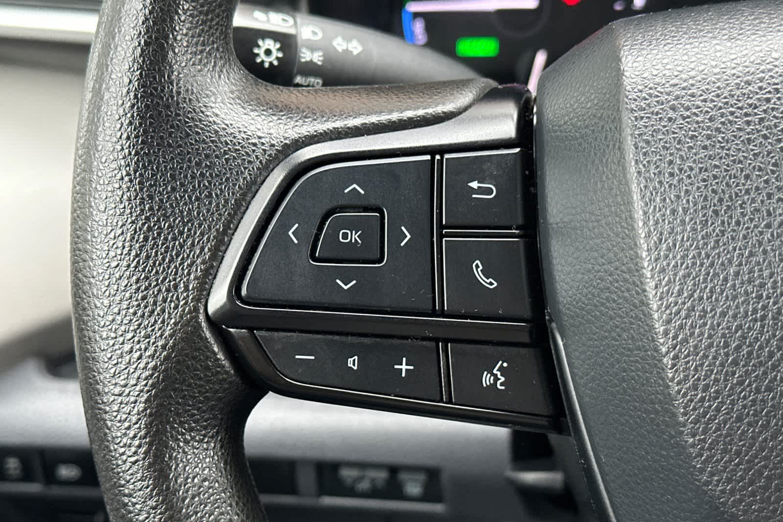 Thumbnail: 2022 Toyota Sienna - 27