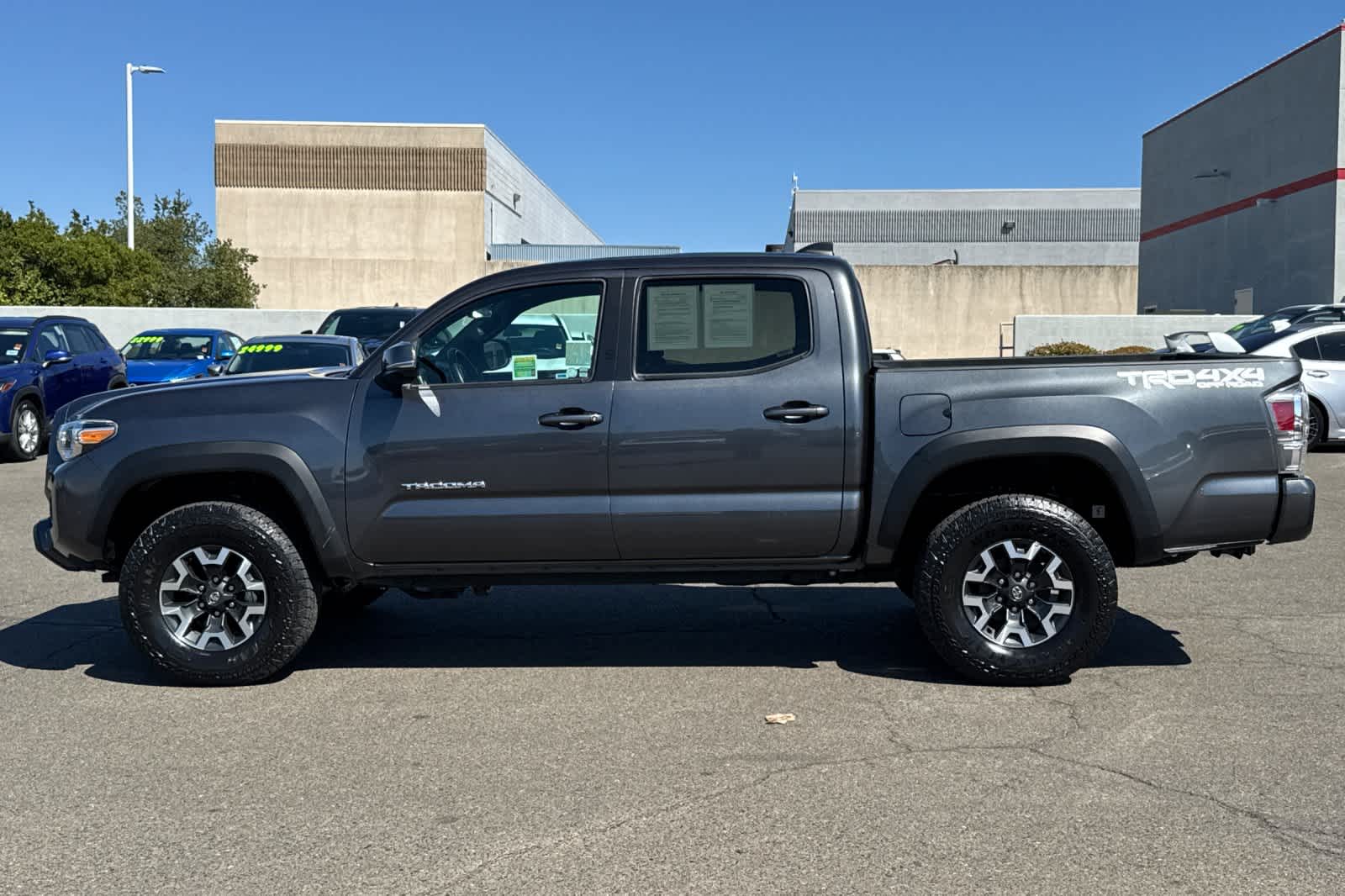 Thumbnail: 2023 Toyota Tacoma - 9