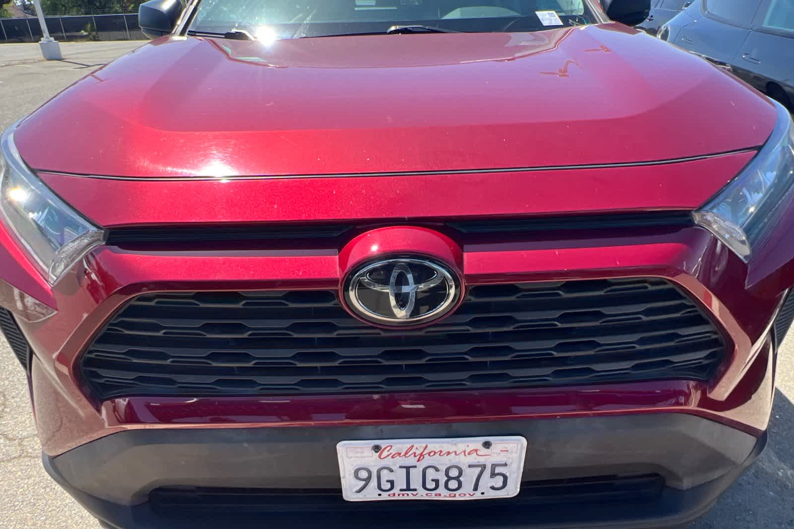 Thumbnail: 2021 Toyota RAV4 - 12