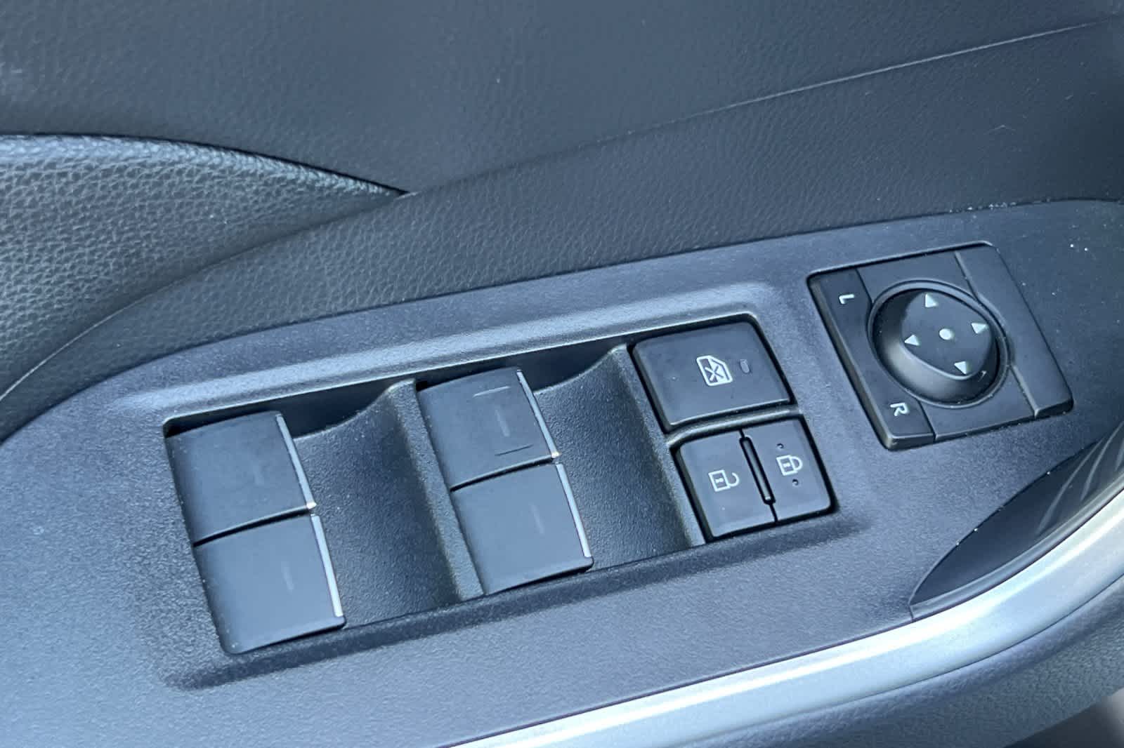 Thumbnail: 2025 Toyota RAV4 - 13