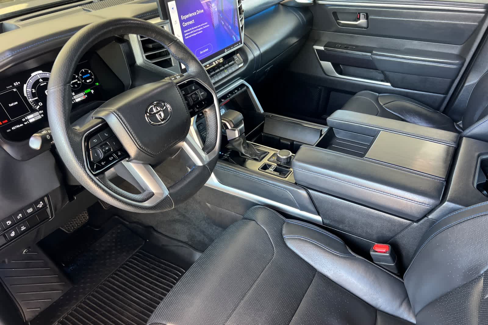 Thumbnail: 2023 Toyota Sequoia - 11