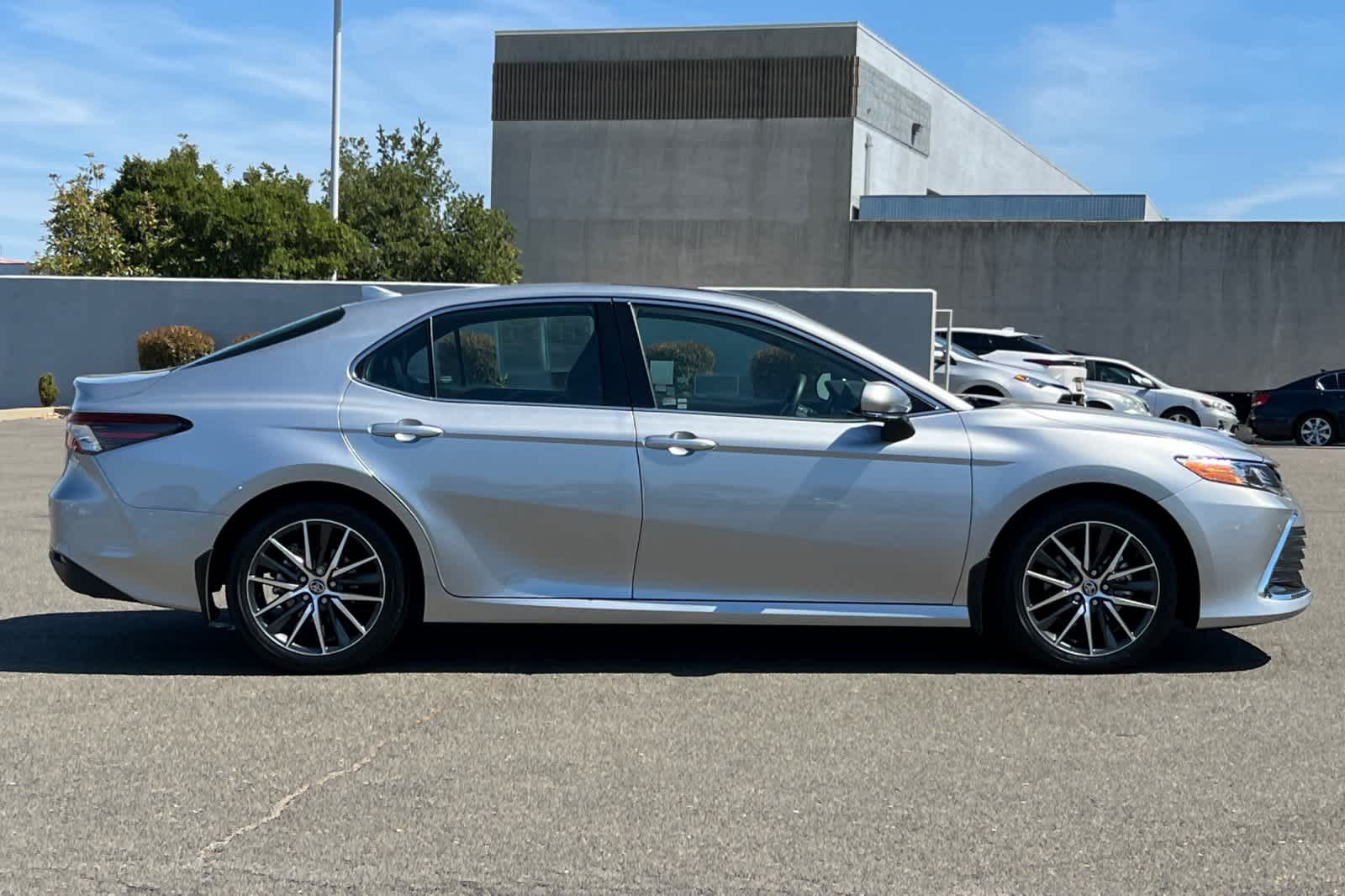 Thumbnail: 2023 Toyota Camry - 5