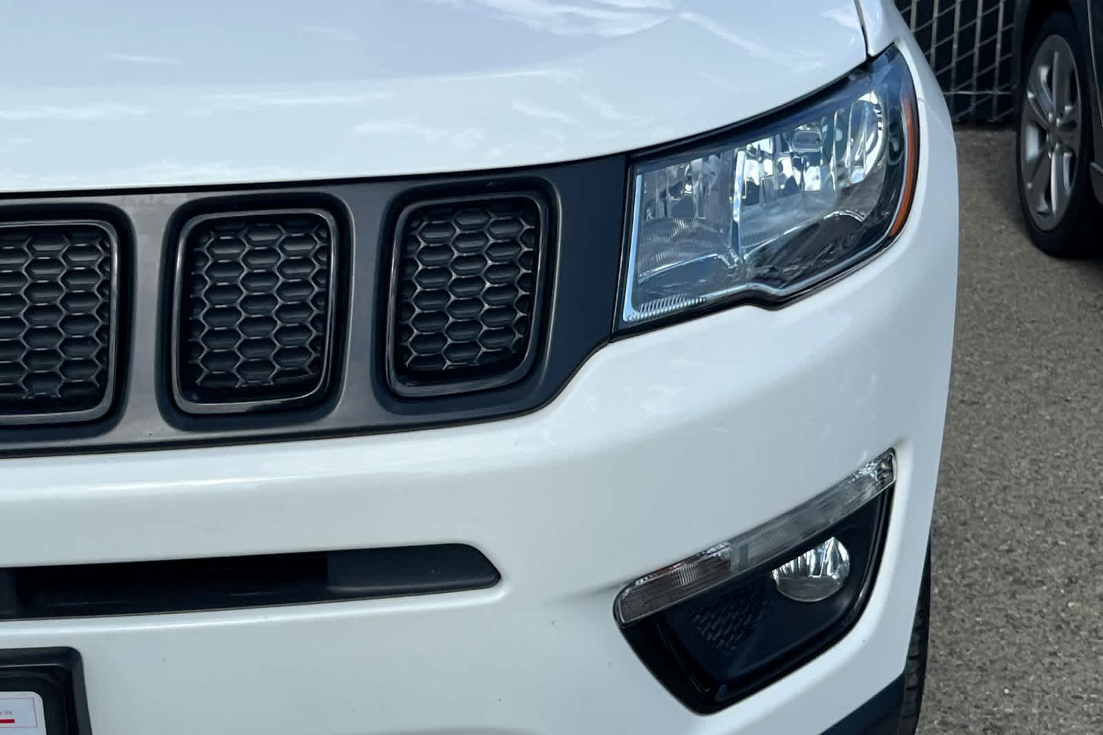 Thumbnail: 2019 Jeep Compass - 10