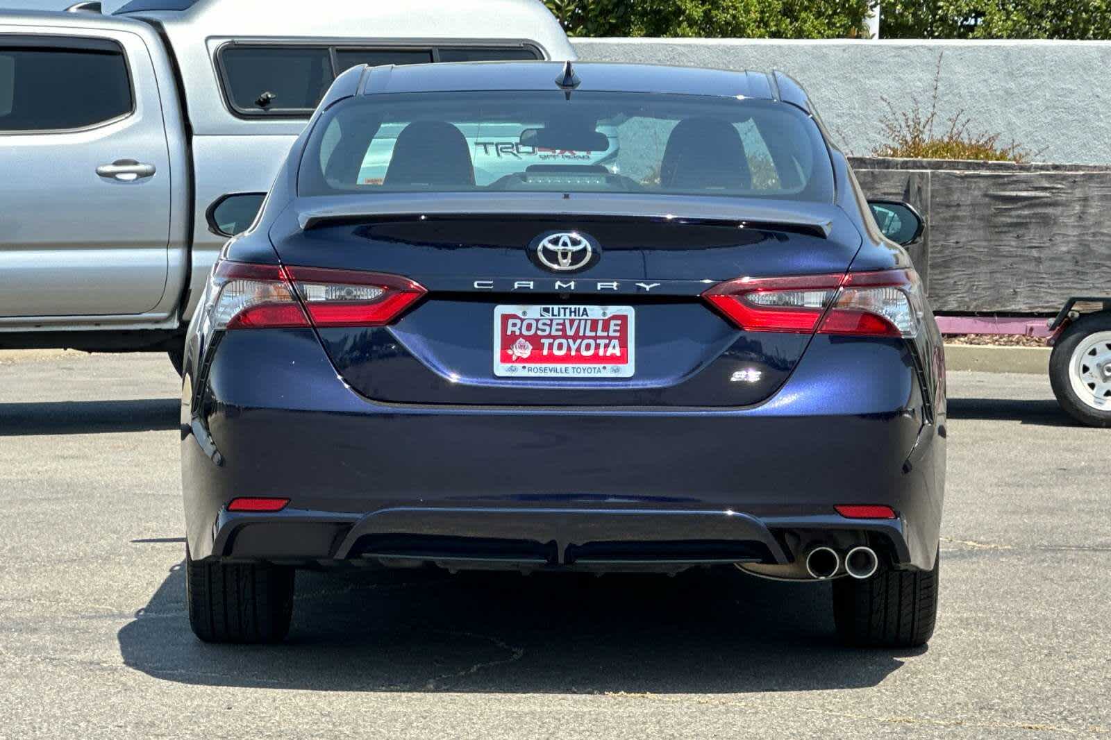 2022 Toyota Camry SE 8