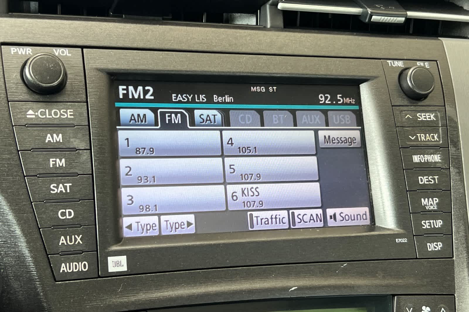 Thumbnail: 2010 Toyota Prius - 20