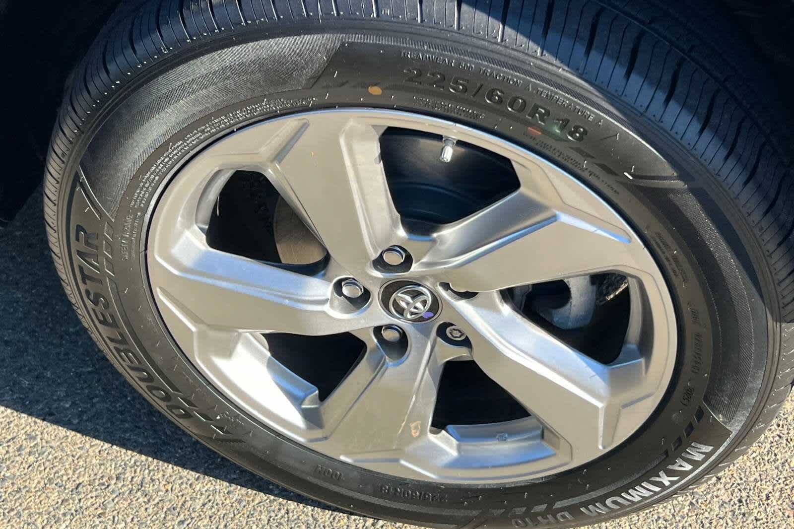 Thumbnail: 2019 Toyota RAV4 - 12