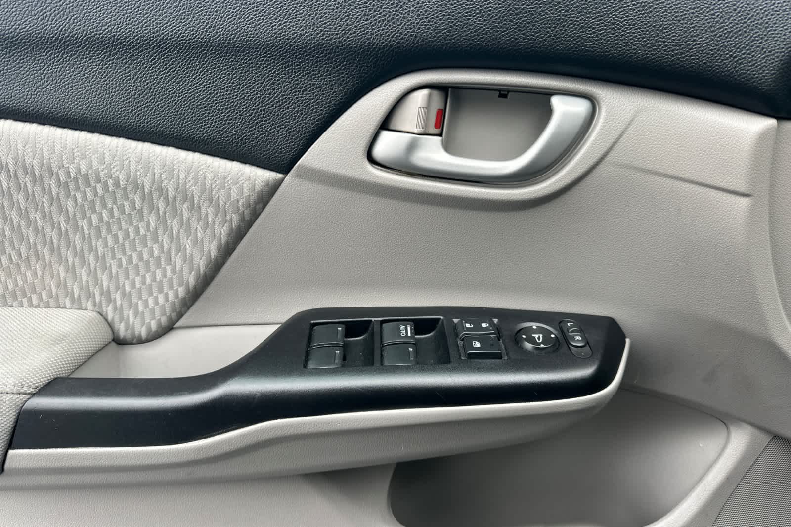 Thumbnail: 2015 Honda Civic - 12